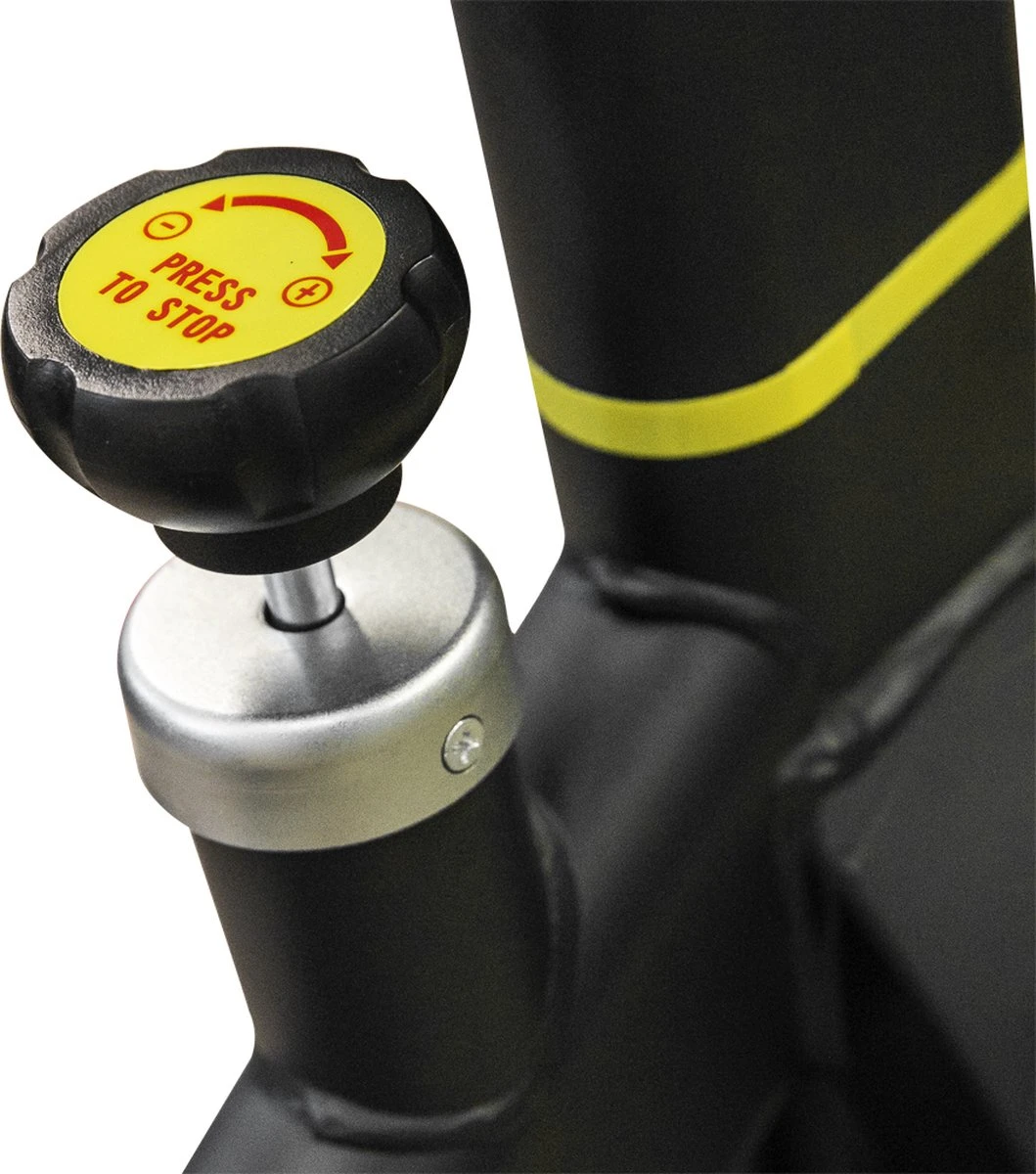 FitBike Race Magnetic Pro - Indoor Cycle - Fitness Fiets - Professioneel - Magnetisch weerstandsysteem - Sport fiets voor intensief gebruik FitBike Race Magnetic Pro - Indoor Cycle - Fitness Fiets - Professioneel - Magnetisch Weerstandsysteem - Sport Fiets Voor Intensief Gebruik -Fitnessapparatuur Serie Winkel 1059x1200 2