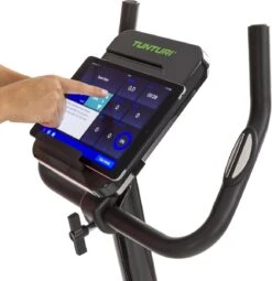 Tunturi Star Fit E100 HR I Plus Hometrainer - Ergometer - Fitnessfiets - Bluetooth - 21 Trainingsprogramma's - 16 Weerstandniveaus - Kleur: Zwart -Fitnessapparatuur Serie Winkel 1161x1200