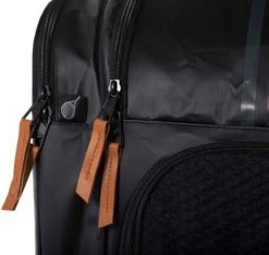 Adidas Multigame Racketbag Zwart -Fitnessapparatuur Serie Winkel 1200x1139 5