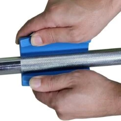 MJ Sports Premium Fitness Bomber Grips - Fat Gripz - Onderarm Trainer - Dumbbells - Barbells - Fitness - Blauw 4 MJ Sports Premium Fitness Bomber Grips - Fat Gripz - Onderarm Trainer - Dumbbells - Barbells - Fitness - Blauw -Fitnessapparatuur Serie Winkel 1200x1194 2