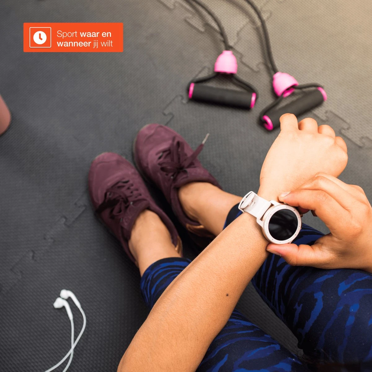 Sport Puzzelmat - Fitnessmat - 6 Stuks van 60x60x1,2cm - Sportmat met Antislip - Yogamat - Geluidabsorberend EVA - Totaal 180x120cm - 2,16m² - Zwart Sport Puzzelmat - Fitnessmat - 6 Stuks Van 60x60x1,2cm - Sportmat Met Antislip - Yogamat - Geluidabsorberend EVA - Totaal 180x120cm - 2,16m² - Zwart -Fitnessapparatuur Serie Winkel 1200x1200 1042