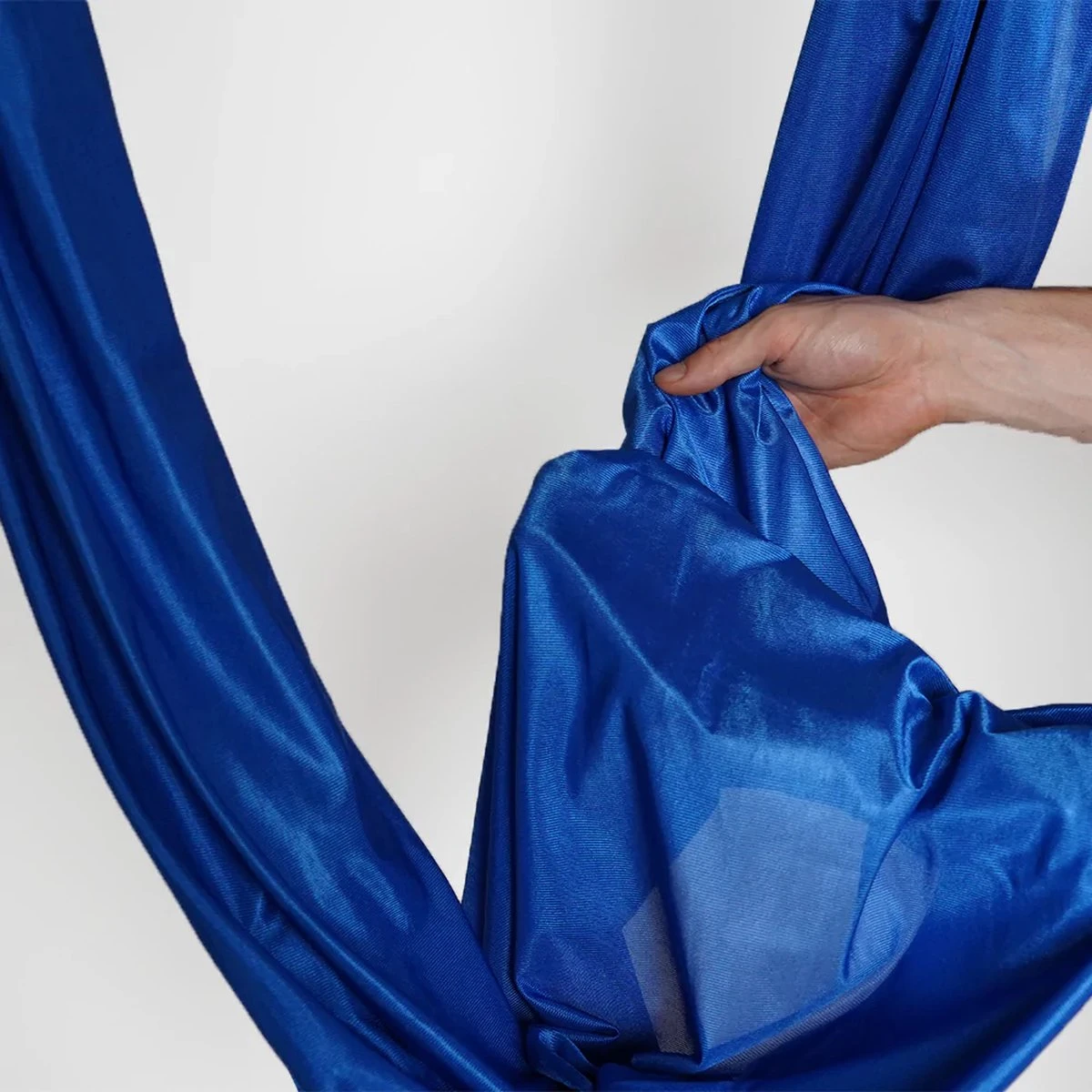 Therapeutische Hangmat YOGA ICON | Aerial Yoga | 280*150cm | Blauw | Inclusief handige Draagtas en 1 Plafondhaak | Workout | Training en Ontspanning | Therapeutische Hangmat YOGA ICON | Aerial Yoga | 280*150cm | Blauw | Inclusief Handige Draagtas En 1 Plafondhaak | Workout | Training En Ontspanning | -Fitnessapparatuur Serie Winkel 1200x1200 1516