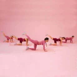 Cabau Lifestyle - Yogamat / Sportmat / Fitnessmat Inclusief Draagriem - Anti-slip - 183x61 Cm - Extra Dik 6 Mm - Lichtroze -Fitnessapparatuur Serie Winkel 1200x1200 1609