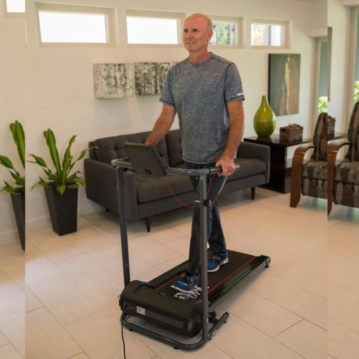 Gymform Slim Fold PRO - Loopband Inklapbaar - Opvouwbaar - Wandelband - LCD display - met Hartslagmeter Gymform Slim Fold PRO - Loopband Inklapbaar - Opvouwbaar - Wandelband - LCD Display - Met Hartslagmeter -Fitnessapparatuur Serie Winkel 1200x1200 172