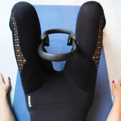 Workout Gear - Pilates Ring - Yoga Ring - Pilates Circle - Zwart -Fitnessapparatuur Serie Winkel 1200x1200 1947