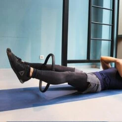 Workout Gear - Pilates Ring - Yoga Ring - Pilates Circle - Zwart -Fitnessapparatuur Serie Winkel 1200x1200 1950