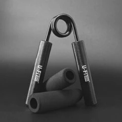 U-Fit One 3 Delige Metal Handtrainer Set - 45kg, 68kg, 90kg - Grip Trainer - Handknijper - Knijphalter - Armtrainer - Hand Knijper - Handgripper - Heavy Gripper - Onderarm - Buigveer - Zwart -Fitnessapparatuur Serie Winkel 1200x1200 2086