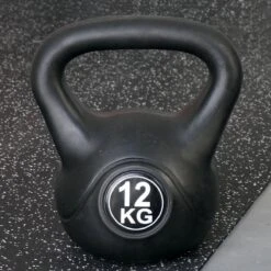 Kettlebell 12 Kg Voor Binnen En Buiten Kunststof Zwart 4 Kettlebell 12 Kg Voor Binnen En Buiten Kunststof Zwart -Fitnessapparatuur Serie Winkel 1200x1200 2504