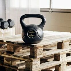 Matchu Sports - Kettlebell - Full Body Workout - Kettlebell 4kg - Gewichten - Zwart 5 Matchu Sports - Kettlebell - Full Body Workout - Kettlebell 4kg - Gewichten - Zwart -Fitnessapparatuur Serie Winkel 1200x1200 2586