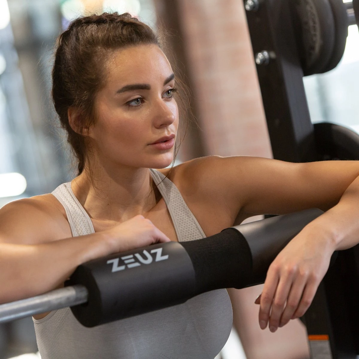 ZEUZ® Barbell Pad & 2 Stuks Enkelband Straps Fitness Set – Ankle Cuff Strap & Nekbeschermer – Zwart ZEUZ® Barbell Pad & 2 Stuks Enkelband Straps Fitness Set – Ankle Cuff Strap & Nekbeschermer – Zwart -Fitnessapparatuur Serie Winkel 1200x1200 468