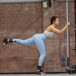 ZEUZ® Barbell Pad & 2 Stuks Enkelband Straps Fitness Set – Ankle Cuff Strap & Nekbeschermer – Zwart 7 ZEUZ® Barbell Pad & 2 Stuks Enkelband Straps Fitness Set – Ankle Cuff Strap & Nekbeschermer – Zwart -Fitnessapparatuur Serie Winkel 1200x1200 472