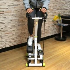 Wayflex - Opvouwbare Stepper - Hometrainer - Fitness Stepper - Fitnesstrainer - Wit/Zwart 6 Wayflex - Opvouwbare Stepper - Hometrainer - Fitness Stepper - Fitnesstrainer - Wit/Zwart -Fitnessapparatuur Serie Winkel 1200x1200 604