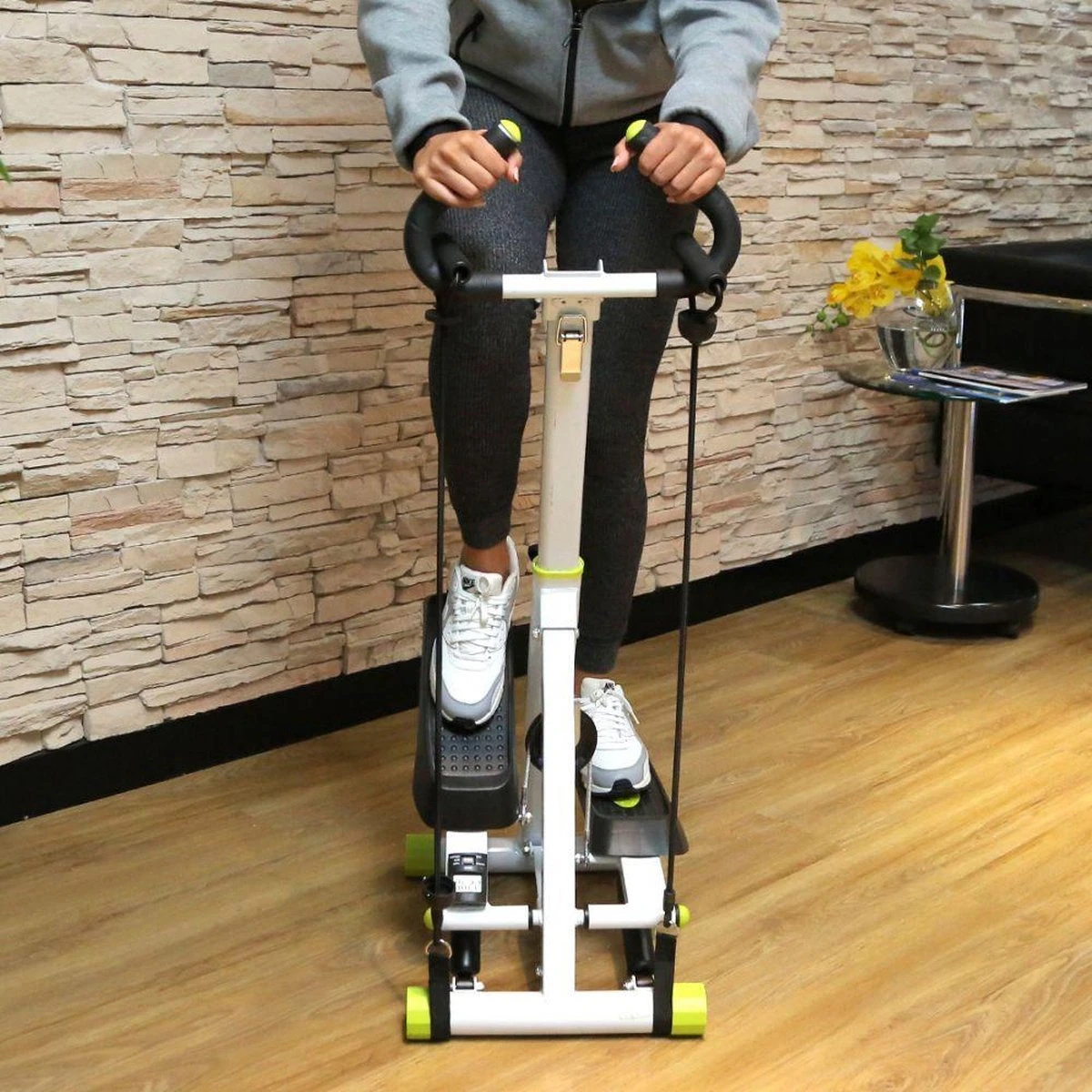 Wayflex - Opvouwbare stepper - Hometrainer - Fitness stepper - fitnesstrainer - Wit/Zwart Wayflex - Opvouwbare Stepper - Hometrainer - Fitness Stepper - Fitnesstrainer - Wit/Zwart -Fitnessapparatuur Serie Winkel 1200x1200 604