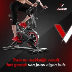 Venom Sports Hometrainer Fiets – Fitness Fiets – Professionele Indoor Cycle Met Lage Instap – Hometrainer Fitness – Hoge Stabiliteit – Spinningfiets – Cardio Bike – LCD Scherm – Verstelbaar – V-belt Aandrijving – Tot 175cm En 150kg – Zwart/Rood -Fitnessapparatuur Serie Winkel 1200x1200 638
