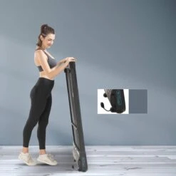 Merkloos CITYSPORTS Loopband, Elektrisch, Motor 440 W, Instelbare Snelheid, LCD-scherm En Calorieënteller, Geïntegreerde Bluetooth-luidspreker, Ultradun En Stil, Voor Thuis/kantoor 7 Merkloos CITYSPORTS Loopband, Elektrisch, Motor 440 W, Instelbare Snelheid, LCD-scherm En Calorieënteller, Geïntegreerde Bluetooth-luidspreker, Ultradun En Stil, Voor Thuis/kantoor -Fitnessapparatuur Serie Winkel 1200x1200 684