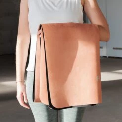 FLXBL Yoga Mat Anti Slip - Eco Yogamat Met Antislip Toplaag - Terra -Fitnessapparatuur Serie Winkel 1200x1200 740