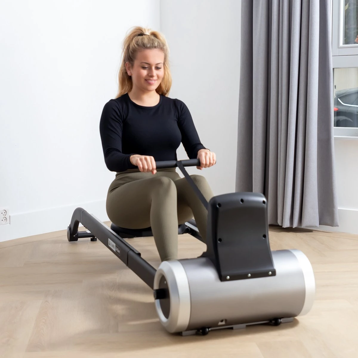 BluMill Roeitrainer - Inklapbaar - LED scherm - met Timer - 6 verschillende standen BluMill Roeitrainer - Inklapbaar - LED Scherm - Met Timer - 6 Verschillende Standen -Fitnessapparatuur Serie Winkel 1200x1200 90