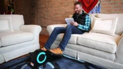 Cubii Jr - Aqua - Premium En Bekroonde Bureaufiets -Fitnessapparatuur Serie Winkel 1200x675 1