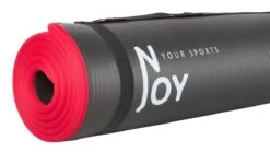 Njoy Your Sports Sportmat - Yogamat - Fitness Mat - Fitnessmat Voor Thuis - Extra Dikke Sportmat - Zachtschuim - Antislip - Zwart/Rood - 185 X 61cm 6 Njoy Your Sports Sportmat - Yogamat - Fitness Mat - Fitnessmat Voor Thuis - Extra Dikke Sportmat - Zachtschuim - Antislip - Zwart/Rood - 185 X 61cm -Fitnessapparatuur Serie Winkel 1200x677