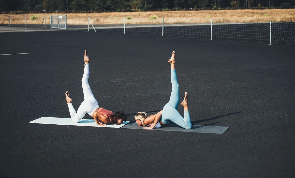 Tunturi TPE Yogamat - Fitnessmat 4mm dik - zwart koord - Blauw - Incl. gratis fitness app Tunturi TPE Yogamat - Fitnessmat 4mm Dik - Zwart Koord - Blauw - Incl. Gratis Fitness App -Fitnessapparatuur Serie Winkel 1200x724 1