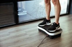 Rebblo Fitness Trilplaat - Vibratieplaat - 99 Snelheidsniveaus - Voetmassage Functie - Incl. Weerstandsbanden En Afstandsbediening.- Max. 120 Kg - 58 X 42 X 16 Cm -Fitnessapparatuur Serie Winkel 1200x799 14