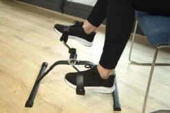 Fysic FW8 - Stoelfiets - Mobiliteitstrainer - Bewegingstrainer -Fitnessapparatuur Serie Winkel 1200x799 4
