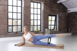Tunturi Pilates Ring - Yoga Ring - Zwart -Fitnessapparatuur Serie Winkel 1200x800 167