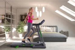 Tunturi Cardio Fit T30 Loopband - Inklapbaar - Hardloopband - 12 Traingsprogramma's - LCD Monitor - 0,8 Tot 12,0 Km/u -Fitnessapparatuur Serie Winkel 1200x802 1