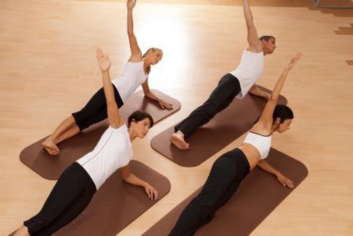 Airex Coronella 200 Antraciet Fitnessmat - 200 cm x 60 cm x 1,5 cm Airex Coronella 200 Antraciet Fitnessmat - 200 Cm X 60 Cm X 1,5 Cm -Fitnessapparatuur Serie Winkel 1200x803 6