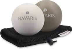 Navaris Lacrosse Massageballen - 2x Triggerpoint Massage Bal Voor Rug, Benen En Nek - Fascia Voetroller Ballen Voor Zelfmassage - Set Van 2