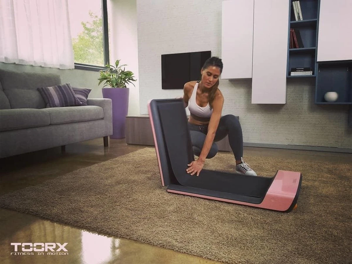 Toorx Fitness Walkingpad - Hardloopband - Loopband - Met WalkingPad-app - Superplat ontwerp - Afstandsbediening meegeleverd met ø 38 mm LCD-display Toorx Fitness Walkingpad - Hardloopband - Loopband - Met WalkingPad-app - Superplat Ontwerp - Afstandsbediening Meegeleverd Met ø 38 Mm LCD-display -Fitnessapparatuur Serie Winkel 1200x900 10