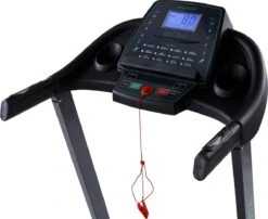 Tunturi Cardio Fit T30 Loopband - Inklapbaar - Hardloopband - 12 Traingsprogramma's - LCD Monitor - 0,8 Tot 12,0 Km/u -Fitnessapparatuur Serie Winkel 1200x982