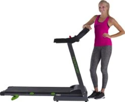 Tunturi Cardio Fit T30 Loopband - Inklapbaar - Hardloopband - 12 Traingsprogramma's - LCD Monitor - 0,8 Tot 12,0 Km/u -Fitnessapparatuur Serie Winkel 1200x986 2