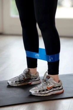 AJ-Sports Latex Weerstandsbanden - Booty Bands - Fitness Elastiek - Weerstandbanden - Set Van 5 Weerstandsbanden - 5 Verschillende Weerstanden - Resistance Band - Fitness Band - Fitness - Workout - Inclusief Draagtas -Fitnessapparatuur Serie Winkel 799x1200 16