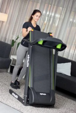 VirtuFit TR-100 Loopband - LCD Display - 15 Programma's - Inklapbaar - Belastbaar Tot 130 KG - 99% Voorgemonteerd -Fitnessapparatuur Serie Winkel 803x1200 3