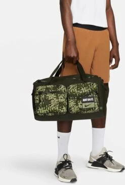 Nike SporttasVolwassenen 10 Nike SporttasVolwassenen -Fitnessapparatuur Serie Winkel 812x1200 4