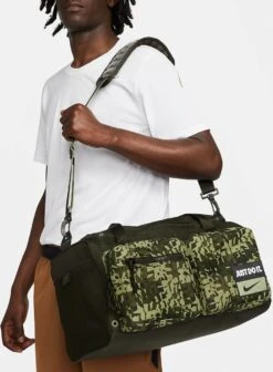 Nike SporttasVolwassenen 9 Nike SporttasVolwassenen -Fitnessapparatuur Serie Winkel 883x1200 6