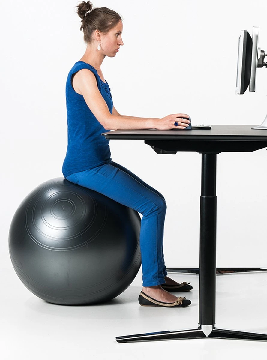 Gym Bal inclusief pomp - Yoga - Pilates bal - Fitness bal - Zwangerschapsbal - Goede houding bij het thuiswerken - 65 cm - kleur: Zwart Gym Bal Inclusief Pomp - Yoga - Pilates Bal - Fitness Bal - Zwangerschapsbal - Goede Houding Bij Het Thuiswerken - 65 Cm - Kleur: Zwart -Fitnessapparatuur Serie Winkel