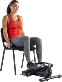 Tunturi Cardio Fit D10 Deskbike - Bureaufiets Voor Op Kantoor - Fietstrainer Voor Onder Het Bureau - Compact -Fitnessapparatuur Serie Winkel 907x1200