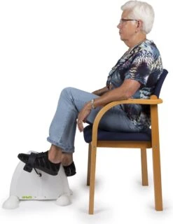 Stoelfiets - VirtuFit V4 Bureaufiets - Met Computer - Instelbare Weerstand - Hometrainer -Fitnessapparatuur Serie Winkel 927x1200 1