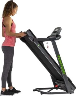 Tunturi Cardio Fit T35 Loopband Inklapbaar - Hardloopband Met 12 Trainingsprogramma's – Duidelijke Monitor – 0,8 - 16,0 Km/u -Fitnessapparatuur Serie Winkel 954x1200