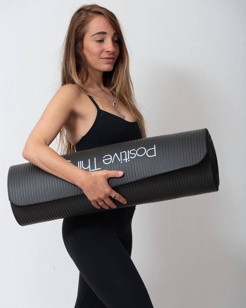 Yoga Mat Sportmat Fitnessmat Antislip NBR - 1 cm Zwart Yoga Mat Sportmat Fitnessmat Antislip NBR - 1 Cm Zwart -Fitnessapparatuur Serie Winkel 960x1200 3